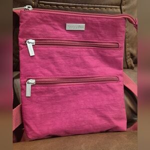 Baggallini Berry Crossbody Bag